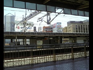 新幹線のホーム